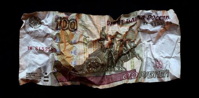 Санкции сильно бьют по России, но их последствия могут нанести серьёзный вред самому Западу