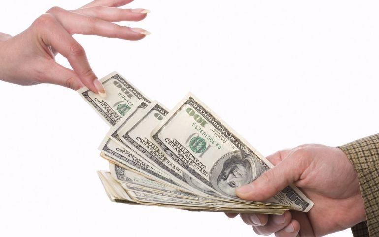 Почему 31 июля 2023 года нельзя отдавать долги: запреты и традиции Омельянова дня