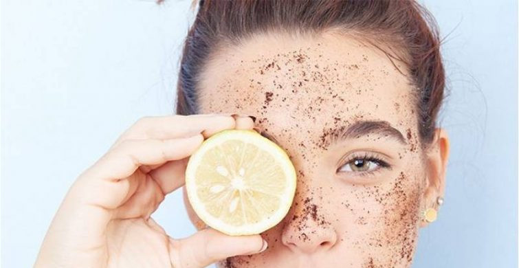 Топ-5 самых бесполезных домашних процедур для ухода за кожей лица