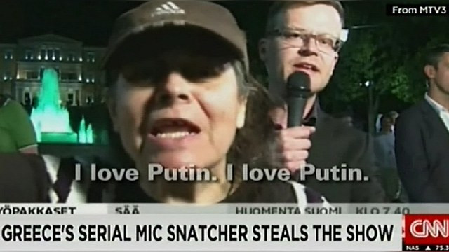 CNN: Греческая фанатка Путина сорвала эфир трем телеканалам