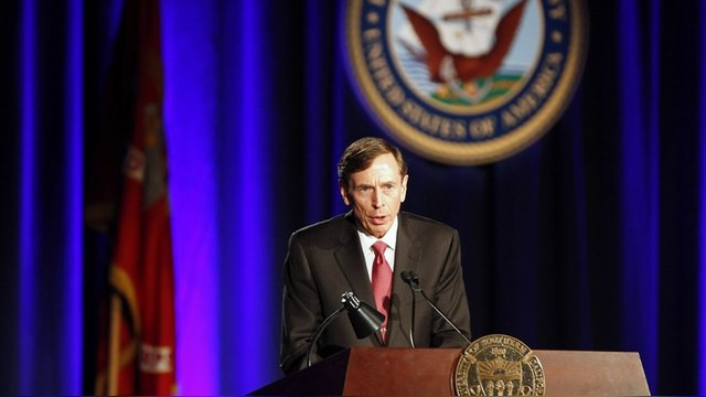 Экс-глава ЦРУ предложил бросить украинцев на «сдерживание» России