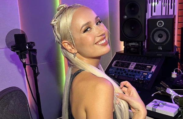 Бывший избранник Бузовой захотел «побороться за сердце» Клавы Коки