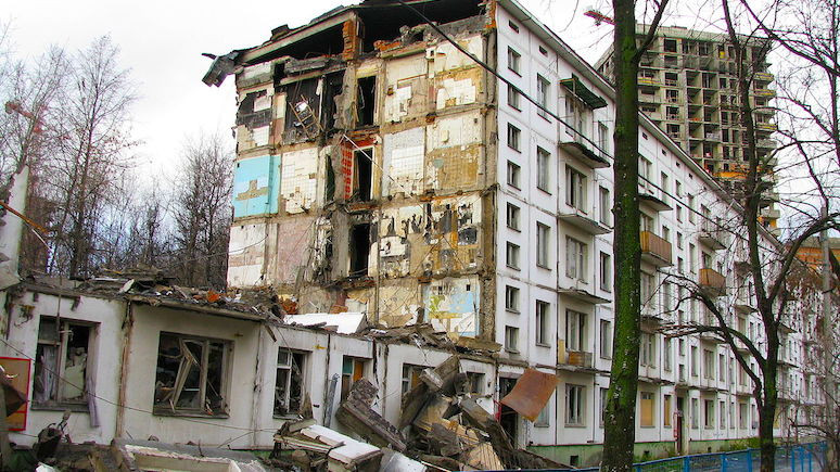 Wyborcza: власти Москвы снесут «почти целую Варшаву» хрущёвок