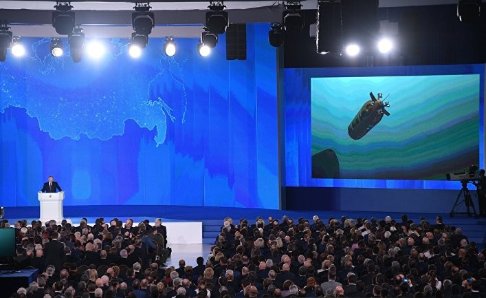 Военная истерия в России набирает силу