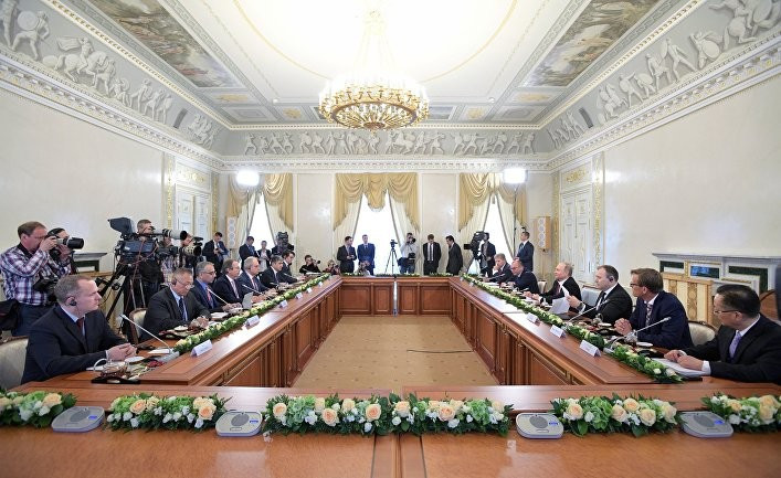 Французский бизнес ждет зеленый свет