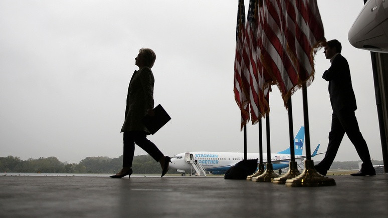 ABC News: «Небрежная» Клинтон забыла в России конфиденциальные документы