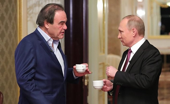 У фильма Оливера Стоуна есть проблема