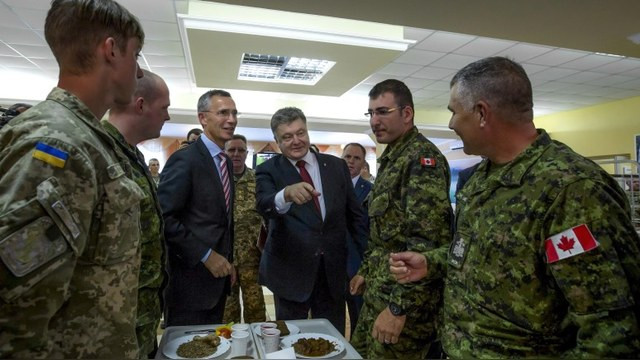 Times: НАТО готовит Украину к взрыву «грязной бомбы»