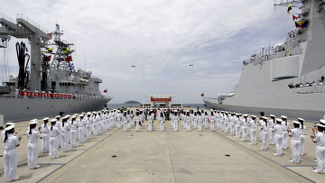 Морские учения RIMPAC: США отнюдь не отказываются от идеологии холодной войны