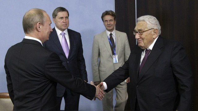 NI: Европа заставляет США бороться с российскими «ветряными мельницами»