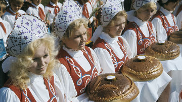 Пятнадцать вопросов русским