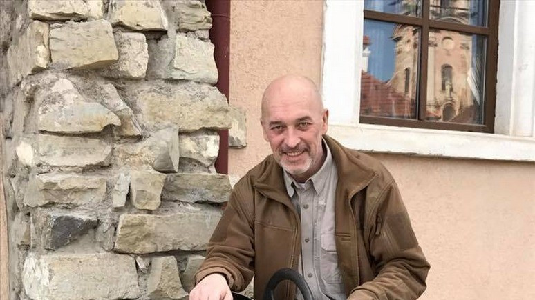 Корреспондент: в Киеве заговорили о том, что Украину спасёт только диктатура