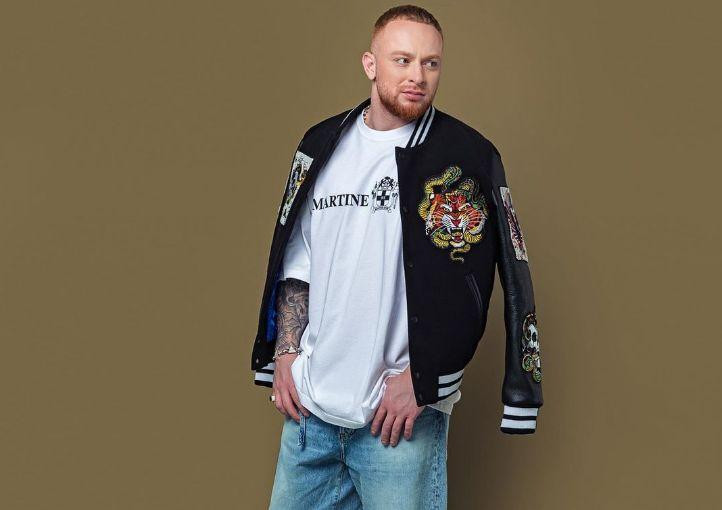 Леша Свик оправдался за поцелуй с Бузовой, который сделал его знаменитым