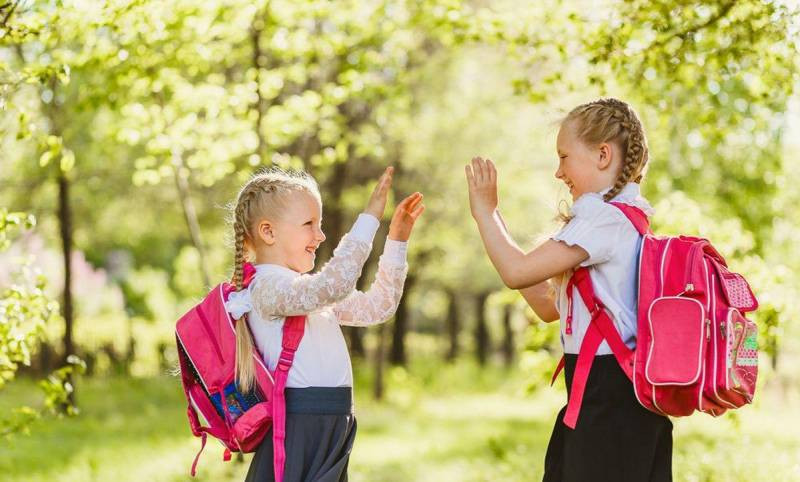 Выплаты перед школой в Москве и Московской области, в других регионах –кому положены выплаты до 11 447 рублей к 1 сентября?