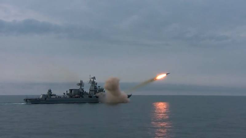 Украина угрожает российским короблям в Черном море, комментарий Кремля, мнение политологов