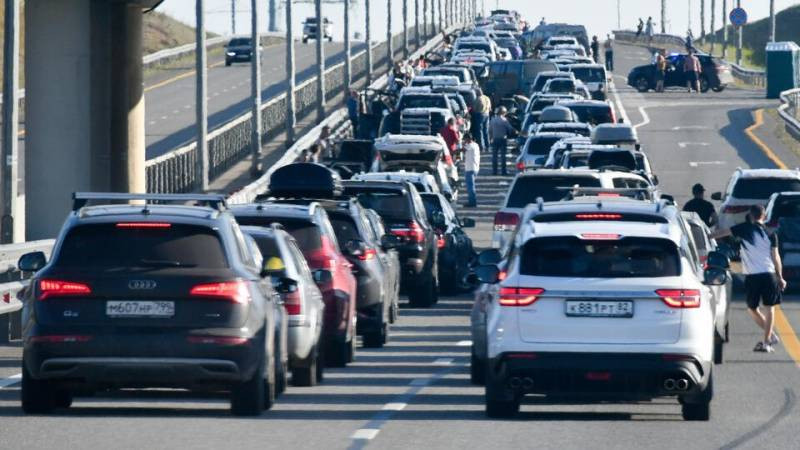 Правила поведения при сигнале тревоги на Крымском мосту