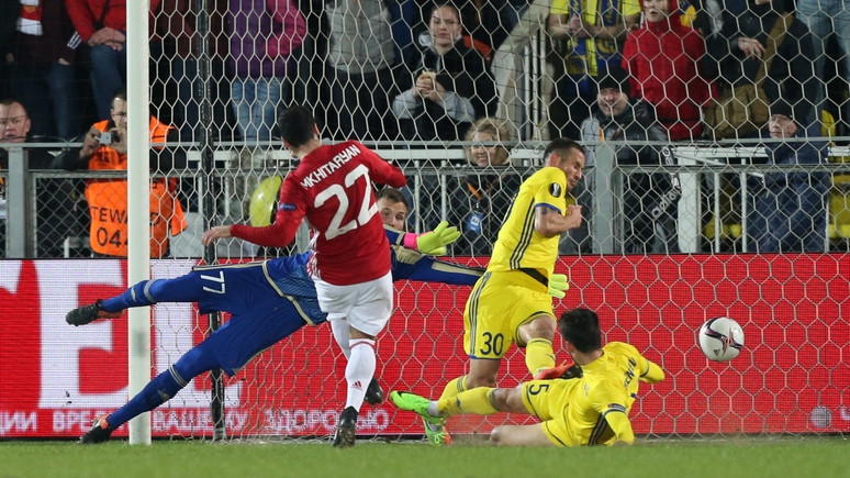 Ростовчане согрели фанатов «Манчестер Юнайтед» гостеприимством и пледами