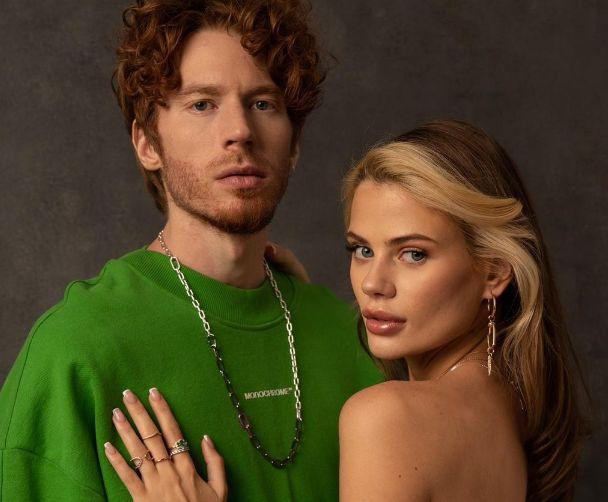 Супруга Никиты Преснякова после переезда в США стала поклонницей хайкинга