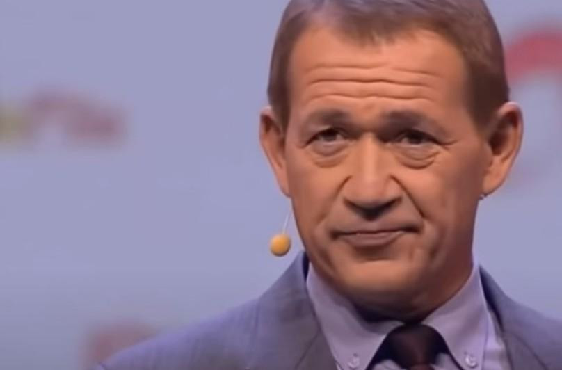 Юморист Пономаренко прокомментировал обвинения со стороны вдовы брата-близнеца