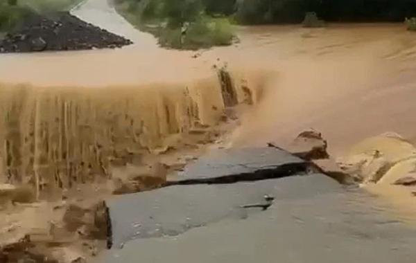 Тайфун "Ханун" в Приморье привел к серьезному наводнению: подробности на сегодня, 11 августа