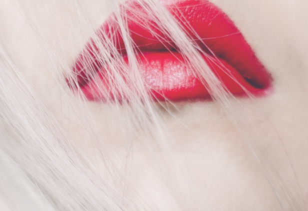 Сексолог Лакшми назвала неожиданный минус увеличения губ