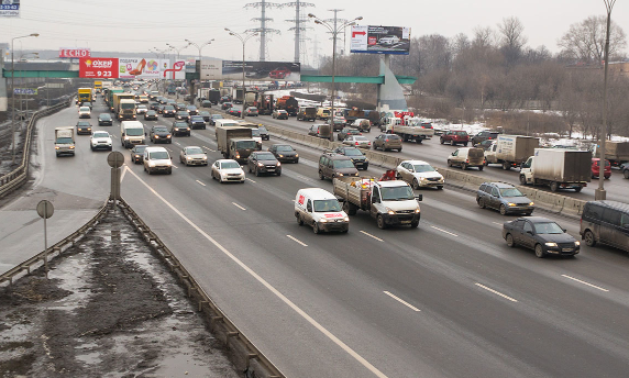 В Москве нетрезвый пешеход устроил прогулку по оживленной МКАД