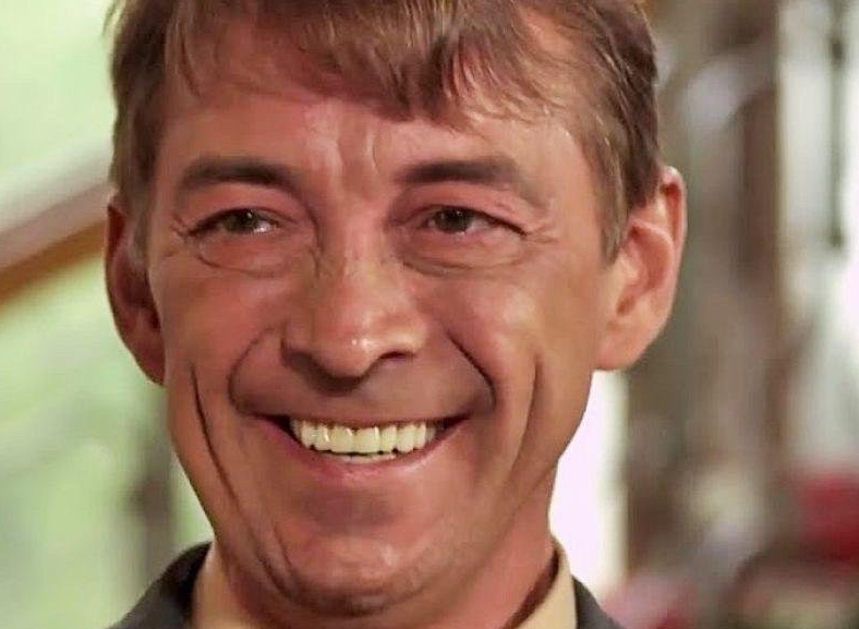 Звезда "Сватов" Николай Добрынин отмечает 60-летие