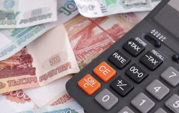 Минтруд сообщил об индексации на 5,5% зарплат работников госорганов