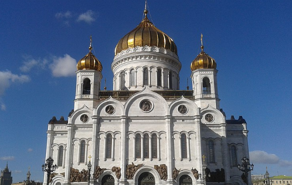 На форуме «Армия-2023» представили мобильный храм на базе автомобиля «УАЗ»