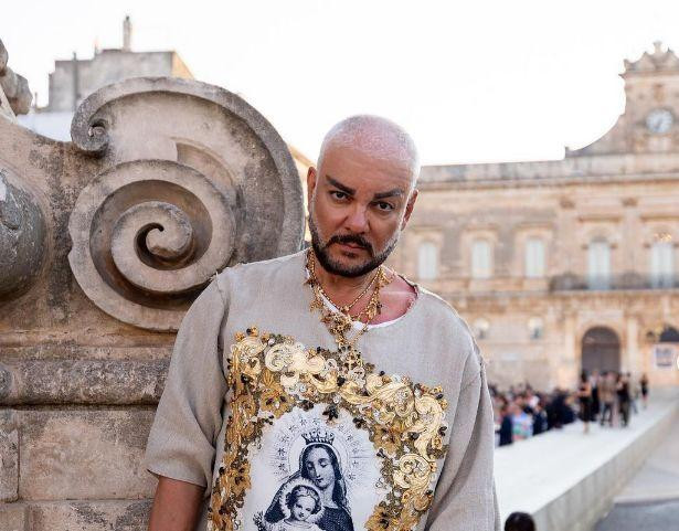 Филипп Киркоров открыл «охоту» на сына дочь во время отпуска в Греции