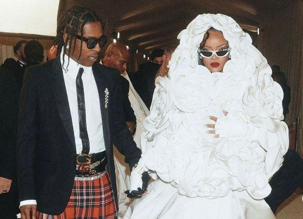 Рианна после рождения второго ребенка считает свою семью полноценной