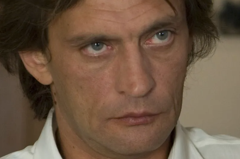 Домогаров сделал предложение молодой возлюбленной и мечтает о дочке