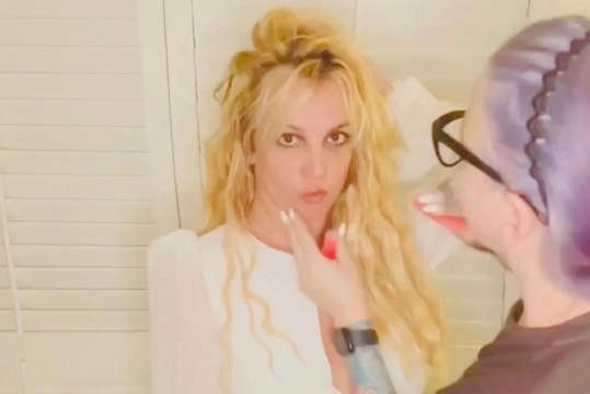 Бритни Спирс засветилась на свидании с новым избранником на фоне развода с Асгари