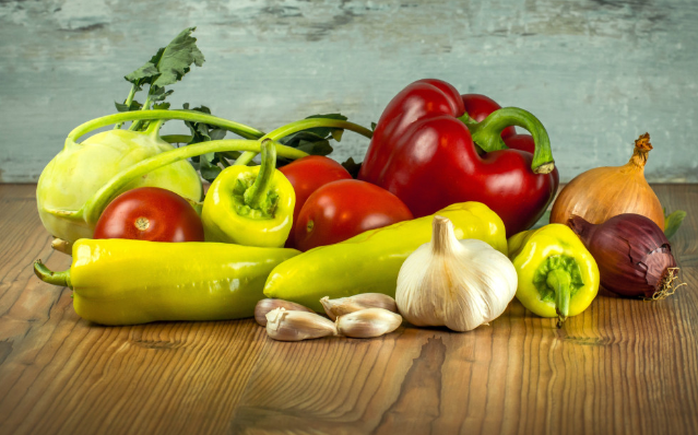 Онколог Воробьев перечислил продукты, защищающие от рака кишечника