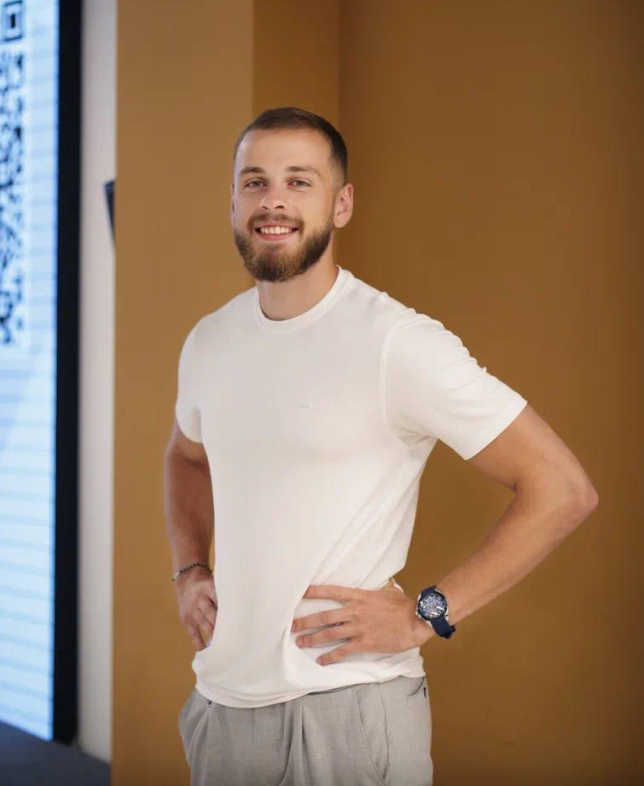 Эксперт по фитнесу Георгий Гиголаев рассказал, как тренироваться для создания стройной фигуры