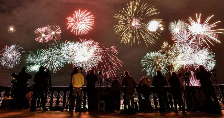 Салют в честь Дня ВМФ в Санкт-Петербурге: смотреть онлайн, во сколько будет начало