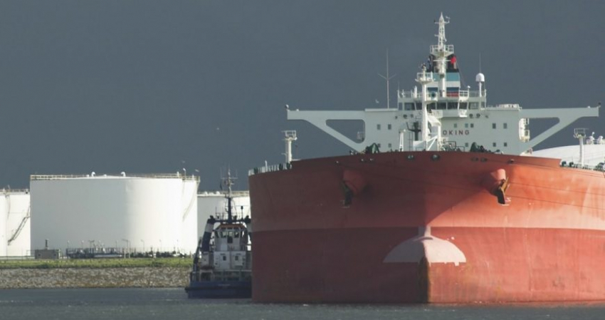 Нехватка валюты и инфраструктуры: какие проблемы возникают у Пакистана при покупке российской нефти