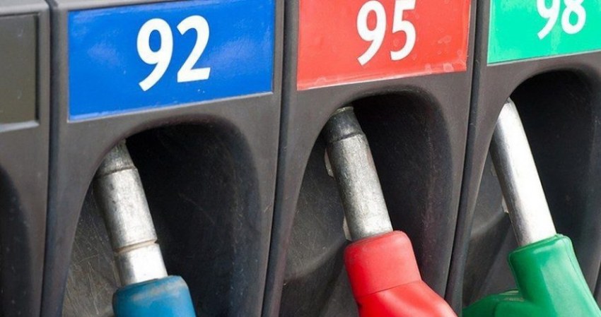 Цены бензина на АЗС в последнюю неделю июля превысили уровень инфляции