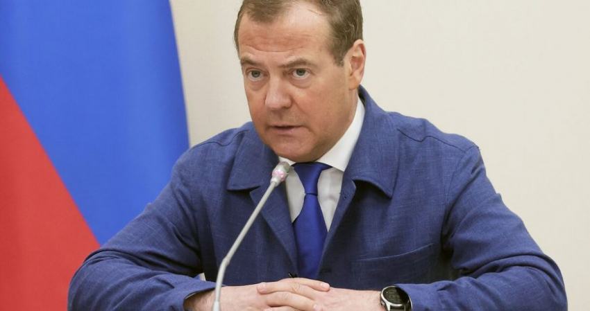 Будем выбирать нестандартные цели: Медведев пригрозил Киеву новыми ударами