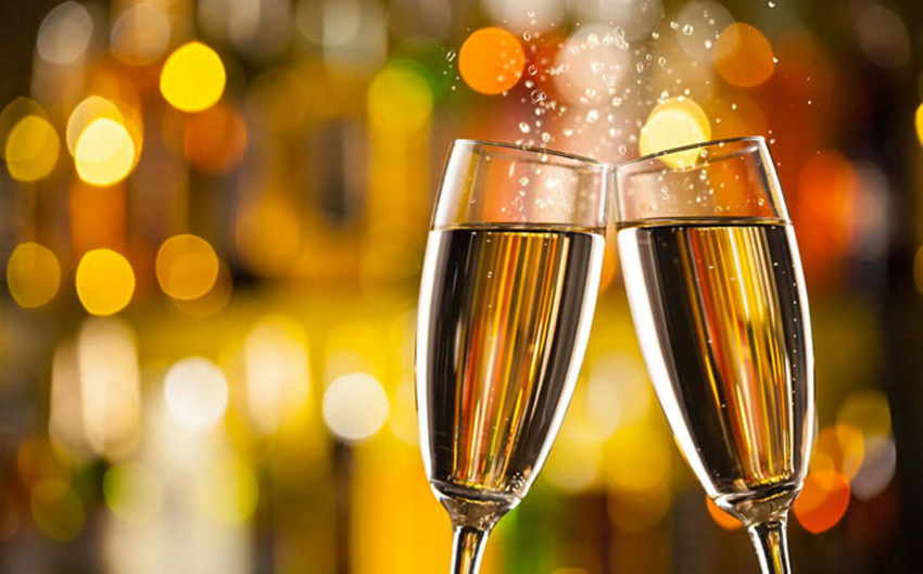 Как «испорченный» напиток стал главным символом праздника