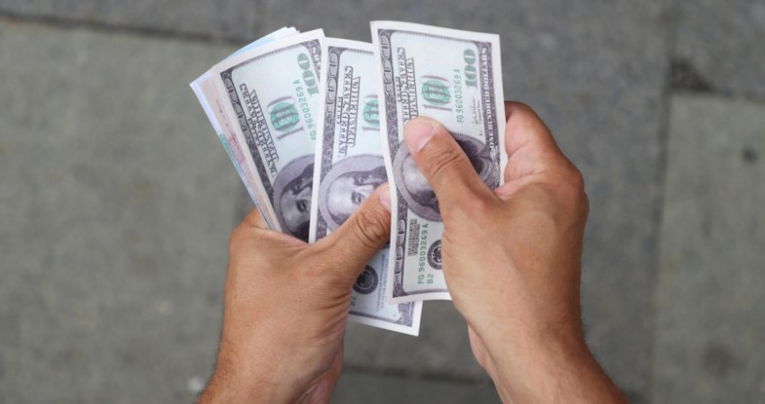 Почему падают российские облигации: что происходит, комментарии экспертов