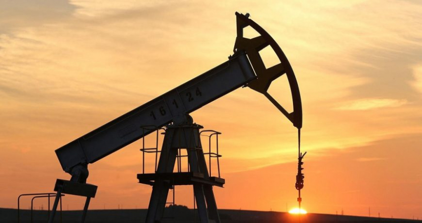 Цены на нефть остаются стабильными 8 августа на фоне сокращения импорта Китаем