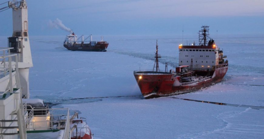 Модернизация транспортной инфраструктуры в Арктике: новые возможности после принятия закона о северном завозе