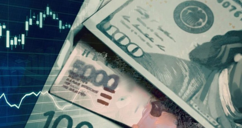 Рубль укрепился относительно доллара и евро накануне заседания Банка России