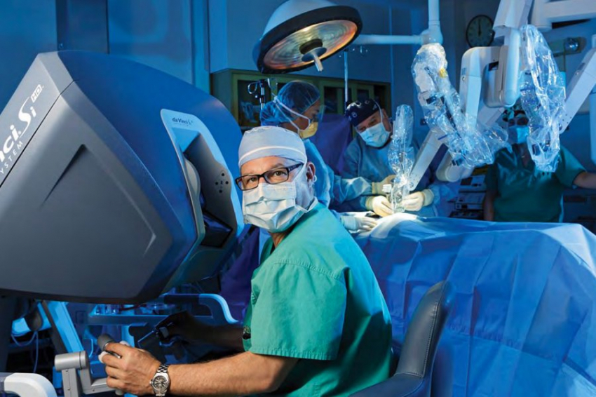 В США успешно провели первую роботизированную пересадку печени