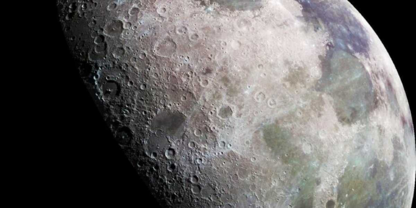 Индийский марсоход начинает исследовать южный полюс Луны