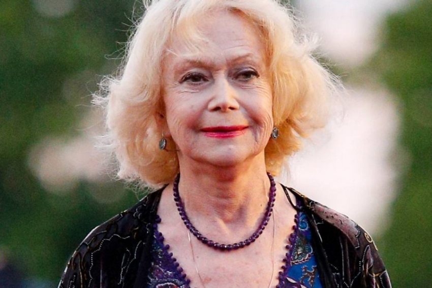 Светлана Немоляева заявила, что не может понять поведение Чулпан Хаматовой