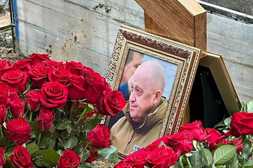 Полиция внезапно затребовала документы о могиле Пригожина