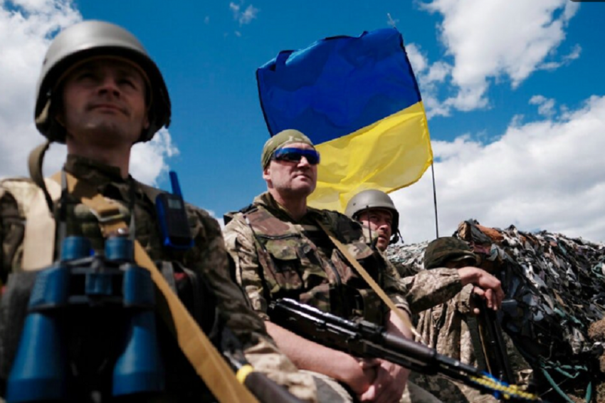 Экс-разведчик Шаффер: ВСУ добились бы больших успехов, если бы слушали США