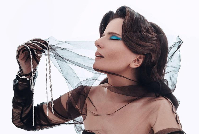 МК: Гурцкая после смерти мужа не улыбается и не общается с посторонними